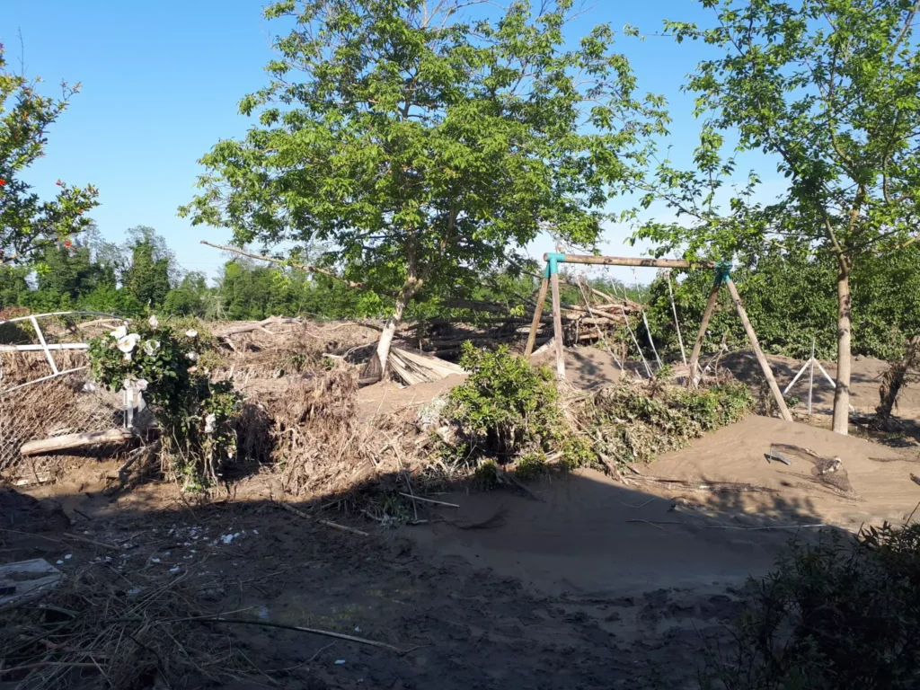 Campo agricolo danneggiato da alluvione